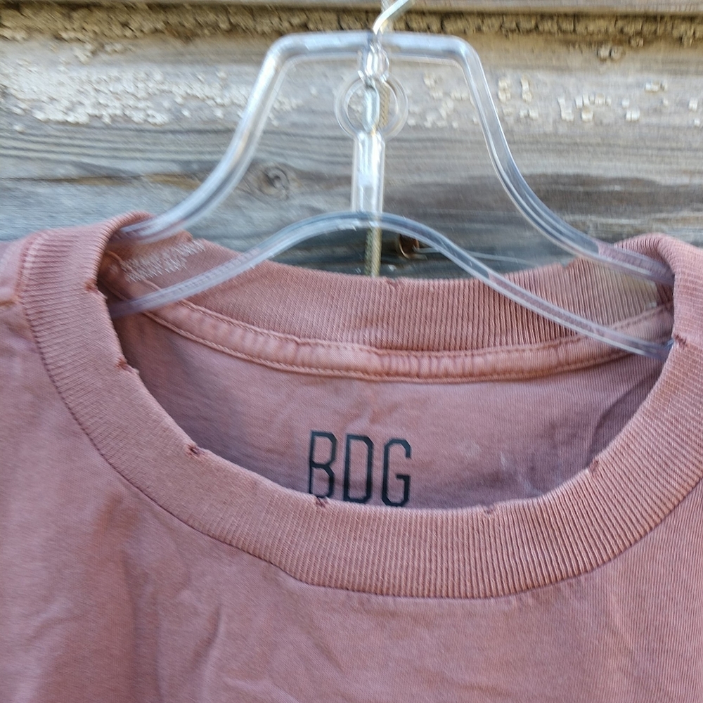 🩸SALE $5.00🩸🆕Urban Outfitters Oversized Tiered T-shirt - Picture 3 of 11
